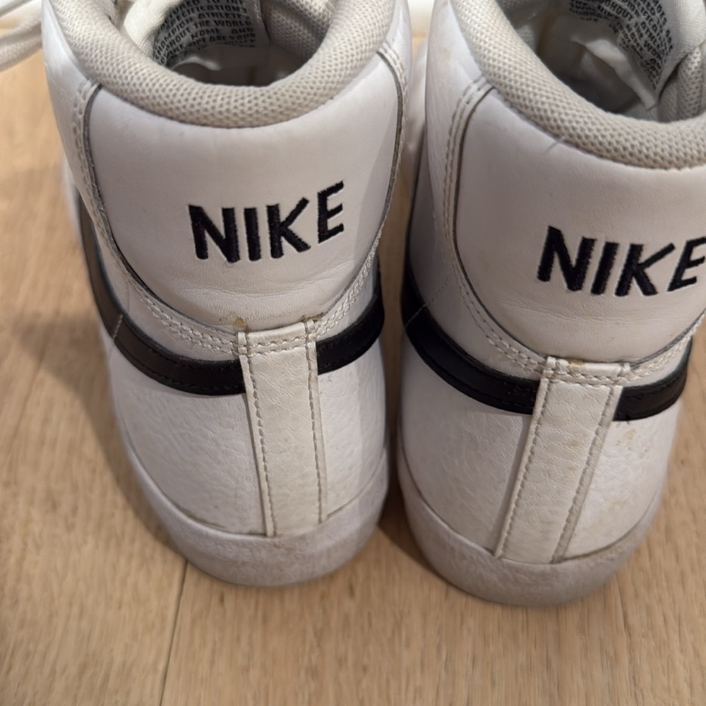 Nike Blazer Mid White and Black Sneakers - Picture 8 of 8